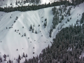 Avalanche south of Silver Gate_2